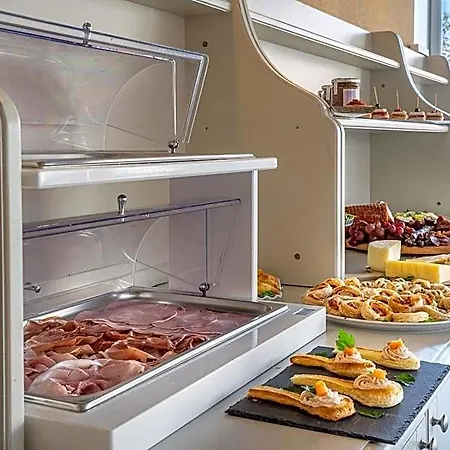 Colomba D'oro Hotel 4*